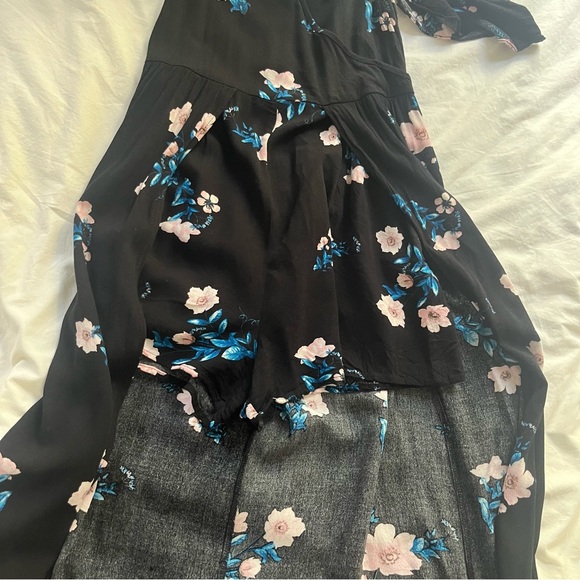 Xhilaration High-Low Off Shoulder Romper Dress in Black Floral, size Small - Picture 6 of 11